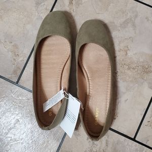 Old Navy Flats